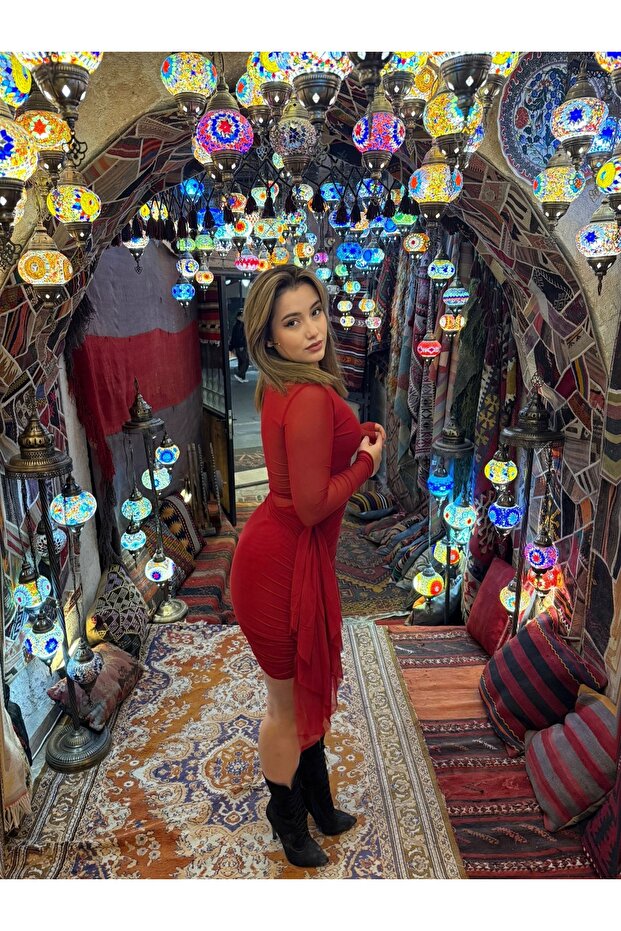 Zarif gece elbisesi - 1