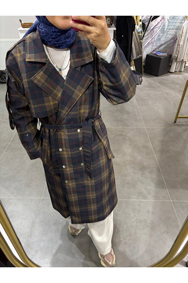 Plaid Pattern Trench Coat - 3