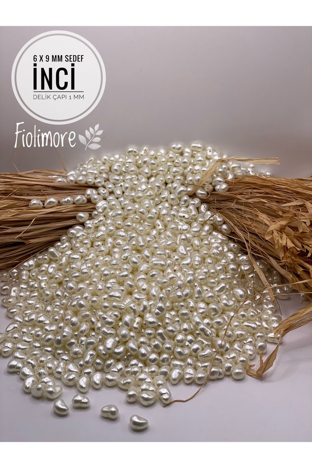 100 Pieces Shaped Trapezoid Plastic Pearlescent Pearl 25 Grams