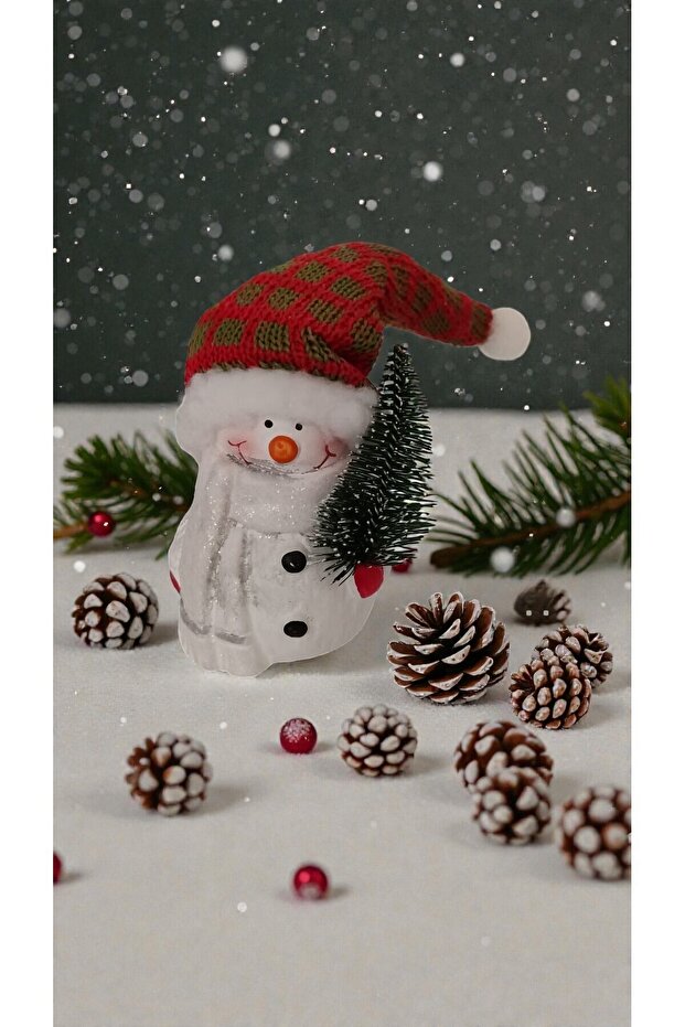 Special for New Year's Eve Snowman Figurine Ornament Size 13 cm