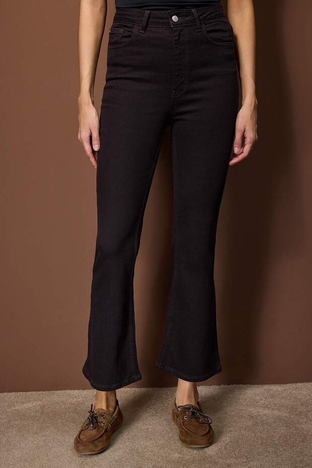 Kahverengi Yüksek Bel Comfort/Esnek Crop Flare Jeans TWOAW26JE00278 - 3