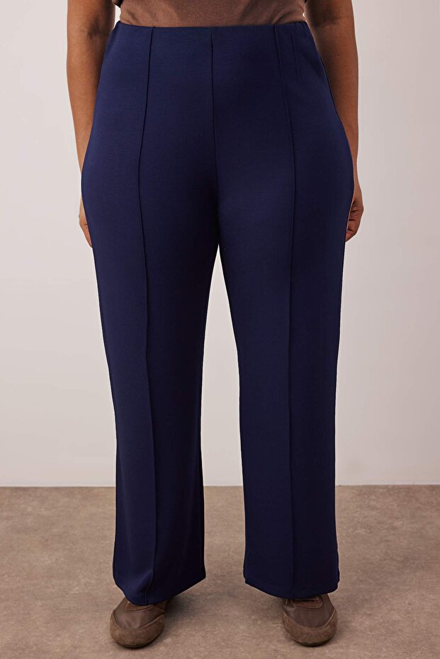 Koyu Mavi Nervür Detaylı Wide Leg/Geniş Paça Büyük Beden Eşofman Altı TBBAW26AJ00005 - 3