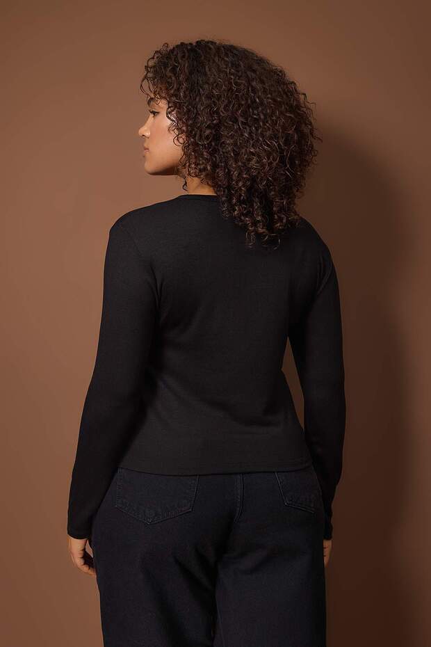 Siyah Çıtçıtlı Crop Boy Basic Örme Büyük Beden Bluz TBBAW26AF00119 - 3