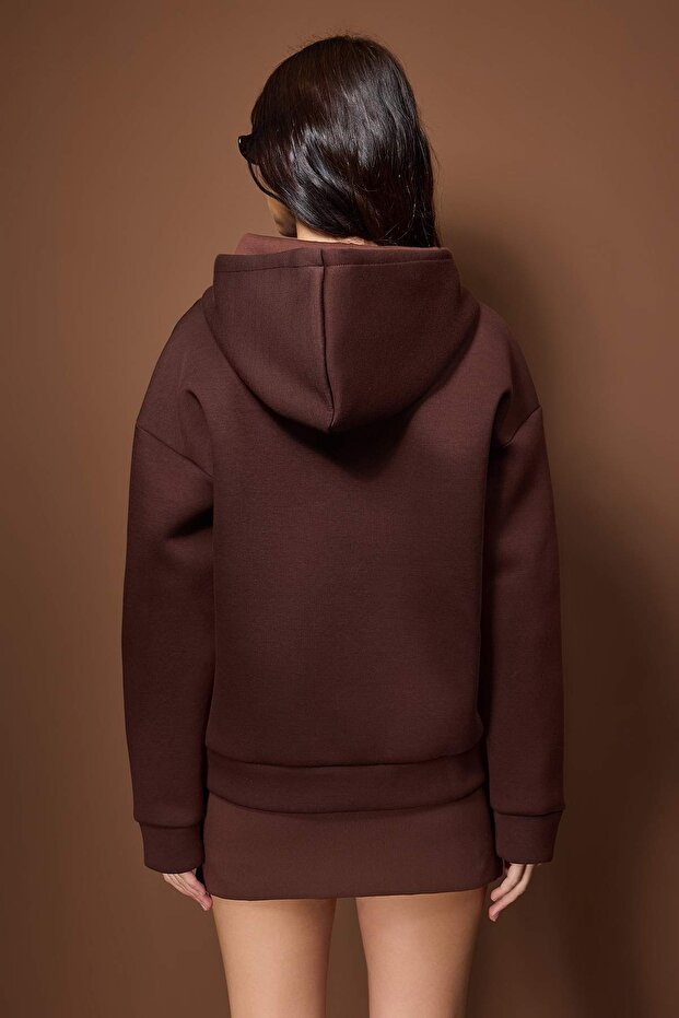 Wardrobe Essentials – Koyu Kahverengi Oversize Kapüşonlu Örme Sweatshirt |TWOAW26SW00018 - 4