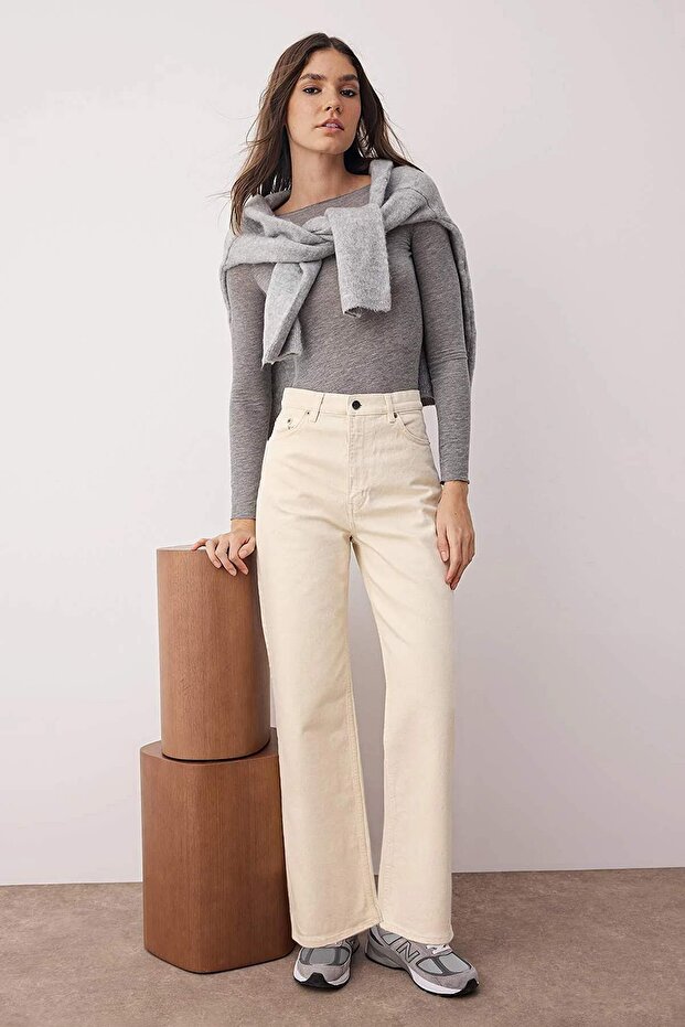 Ekru Yüksek Bel Bilek Boy Culotte %100 Pamuklu Jeans TWOAW26JE00190 - 2