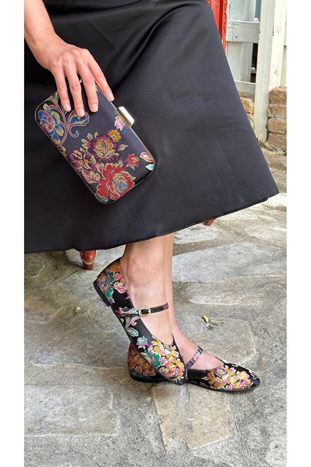 حذاء باليرينا بنمط عرقي من Valley - 1