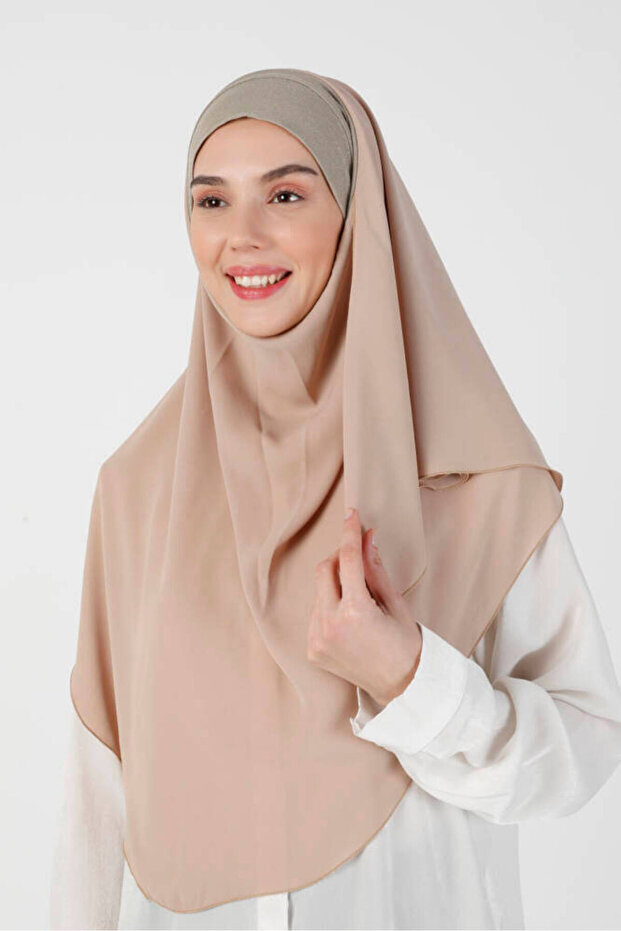 Silvery Crepe Hijab Shawl - St 098 (2909811)