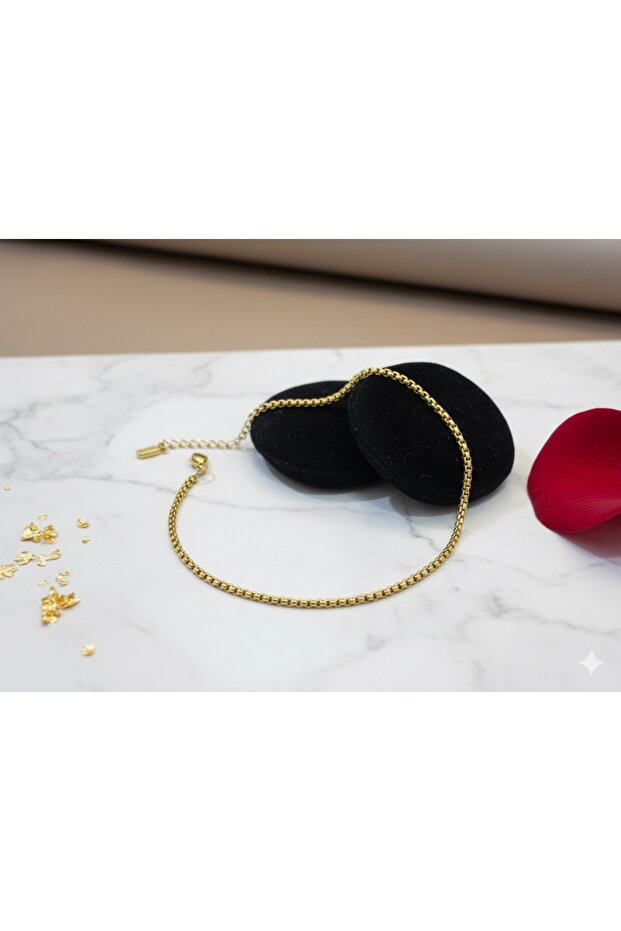 Gold Color Bracelet with Fine and Elegant Bead Chain Detail