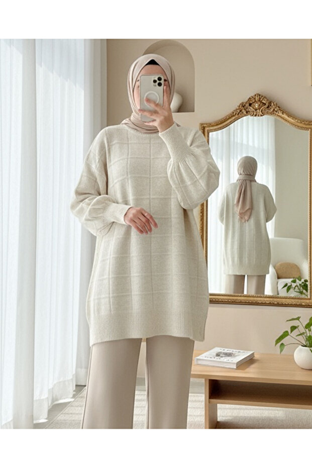 Square Patterned Slit Soft Knit Tunic - Ecru - 1