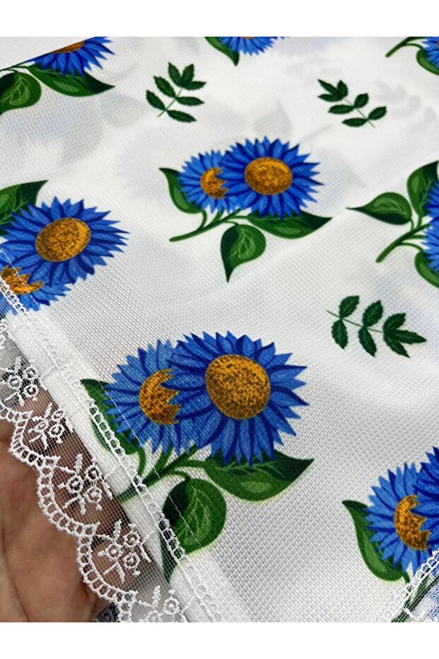 Dantelli Sofra Bezi Leke Tutmaz - 1