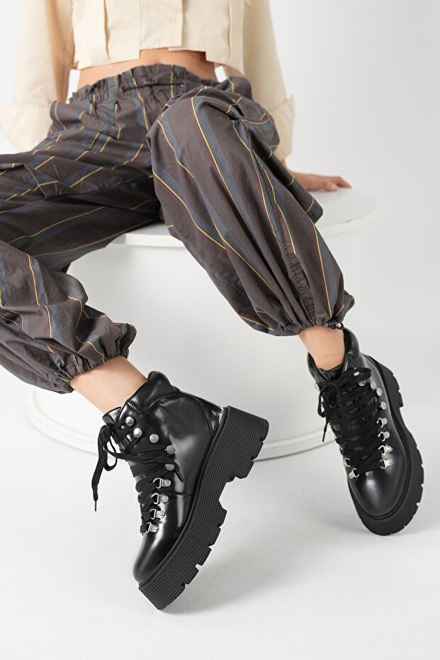 Jenifer Kadın Siyah Kalın Tabanlı Bot - 3