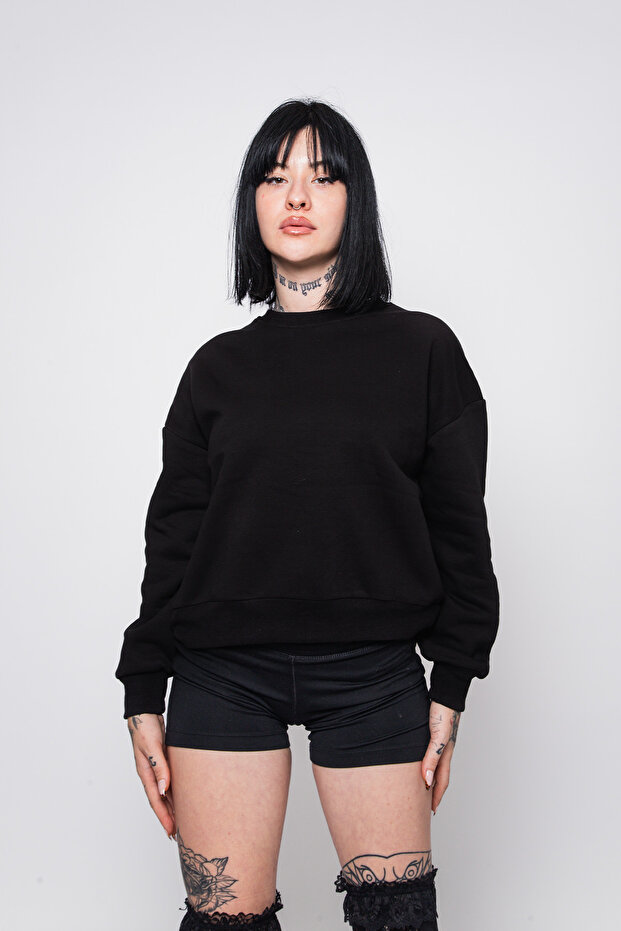 Hoodless Relaxed Fit Women's Black Basic Sweatshirt
