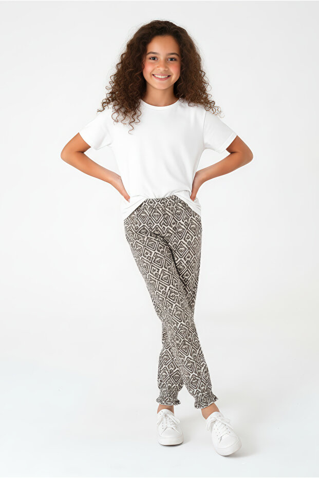Girls' Print Cotton Pants with Cuffed Legs / Comfortable and Modern Fit
