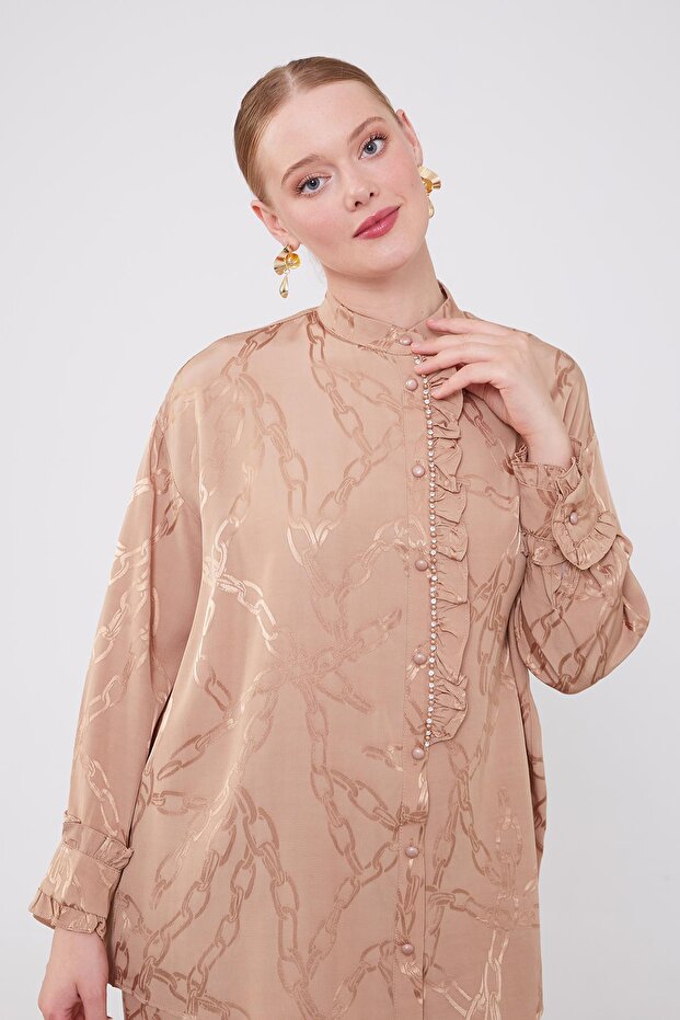 طقم مكون من قطعتين بنمط سلسلة مزخرفة بأزرار مكشكشة بلون الجمل - 3