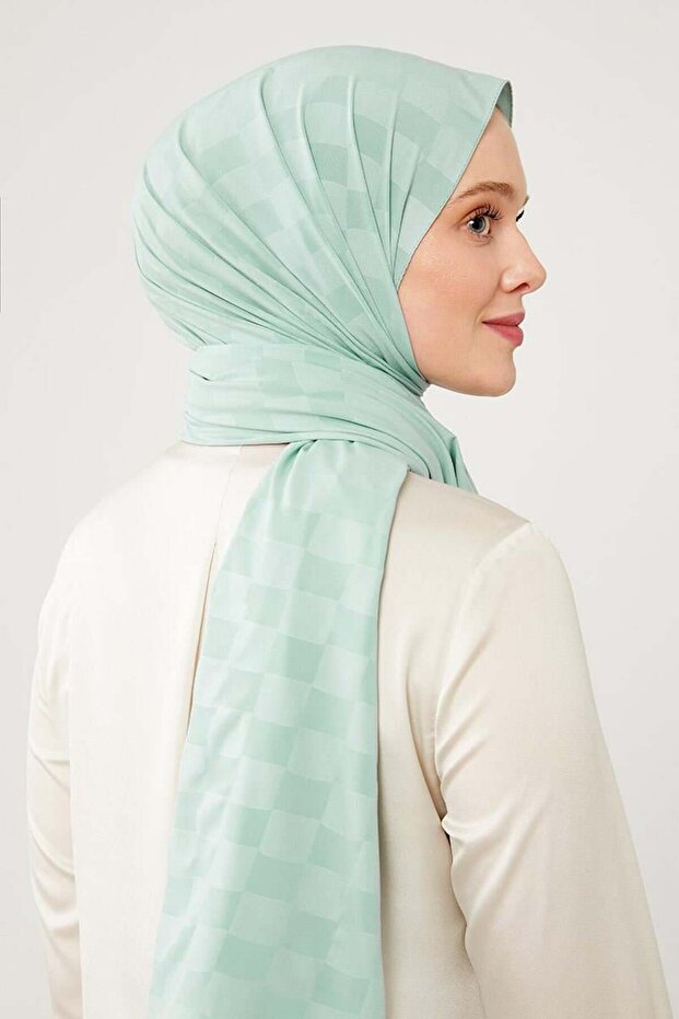 Water Green Checkered Pattern Jacquard Elegance Shawl