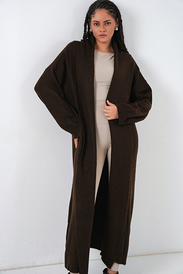 Women's Long Oversize Knitwear Cardigan 15924 - Brown