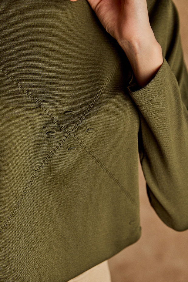 Parçalı Yırtmaçlı Triko Bluz - 4