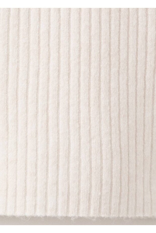 Perkins yaka dar kesim kazak - 5