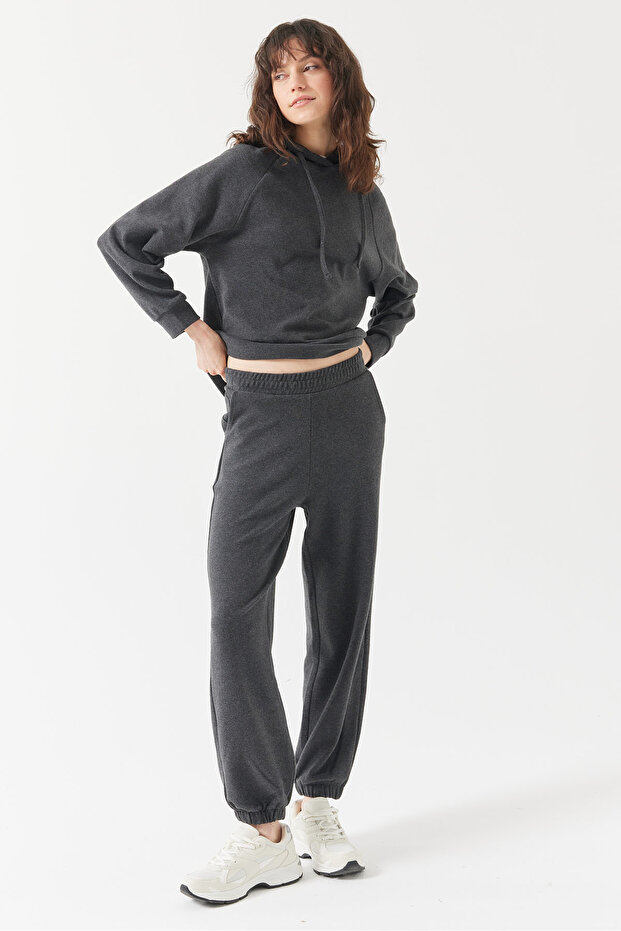 Kadın Kapüşonlu Basic Sweatshirt - 7