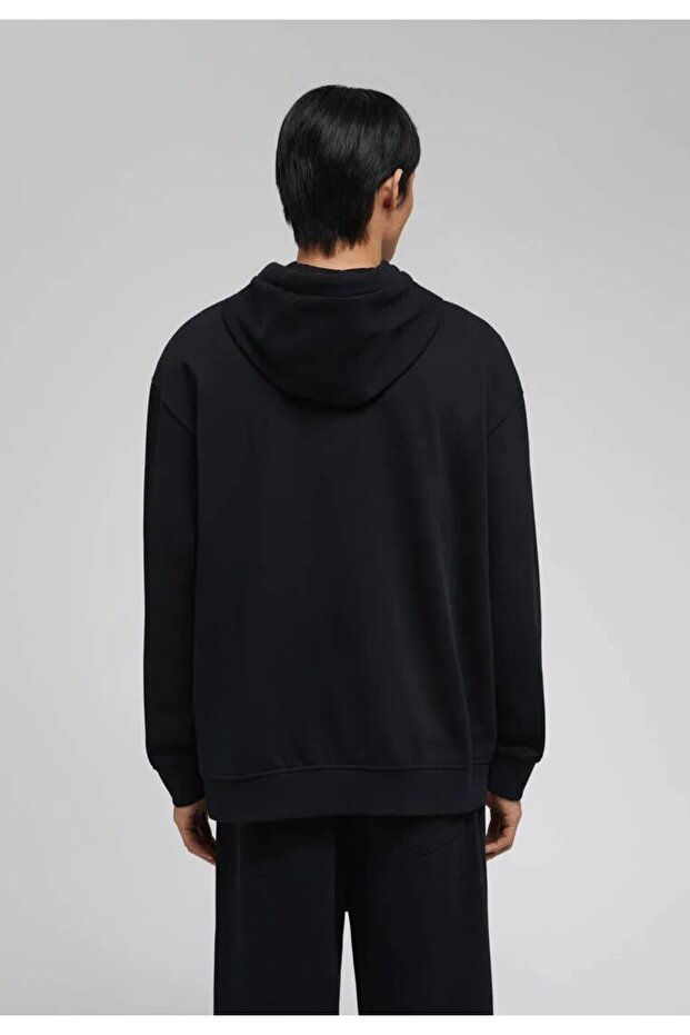 سويت شيرت مريح بأكمام طويلة من Minimalist Basik - 8