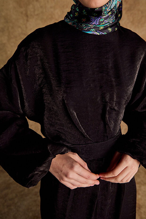 Drape Detaylı Jakarlı Elbise - 4