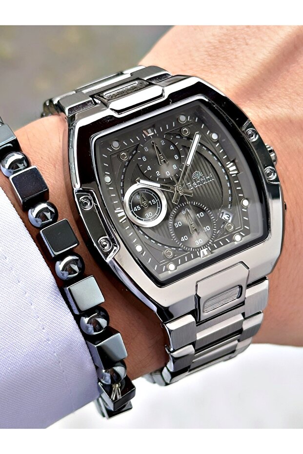 Functional Men's Watch with Rectangular Design - 1