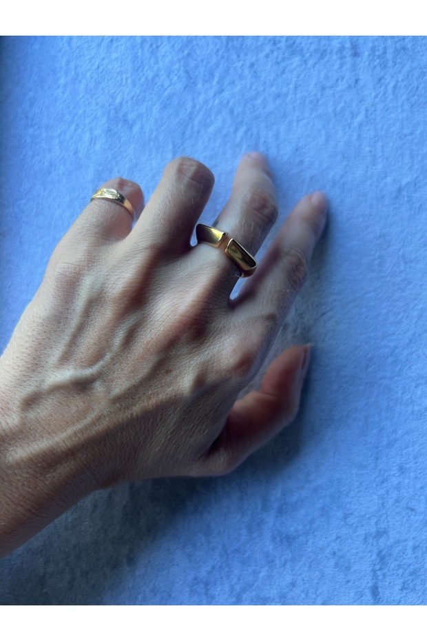 Lily Adjustable Ring - 6