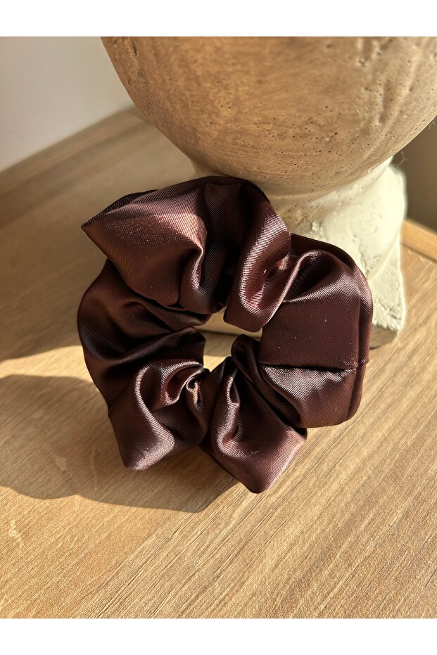 مشبك مطاطي من الساتان البني - 2