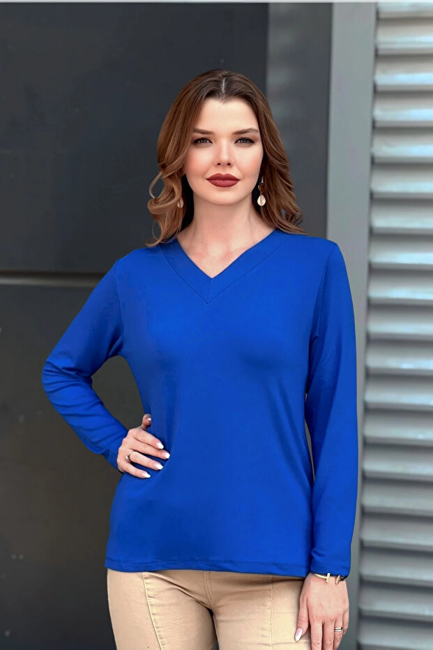 بلوزة أساسية برقبة على شكل حرف V شق - 7