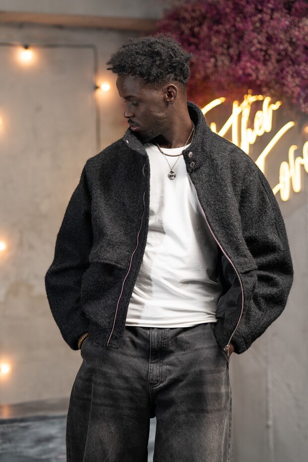 Oversized Crop Model Lined Woolen Coat with Side Pockets