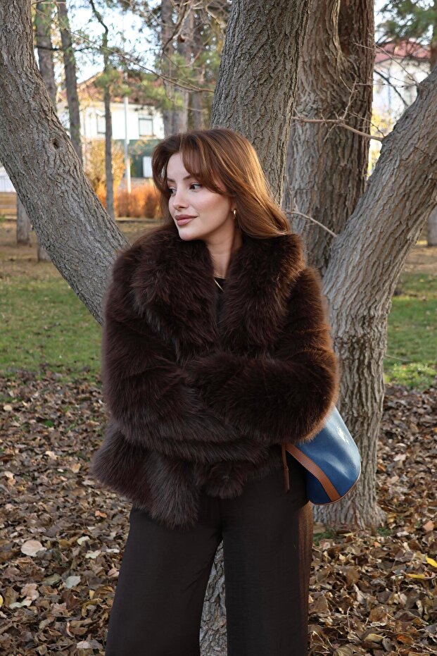 Kahve Yakalı Kürk - 4