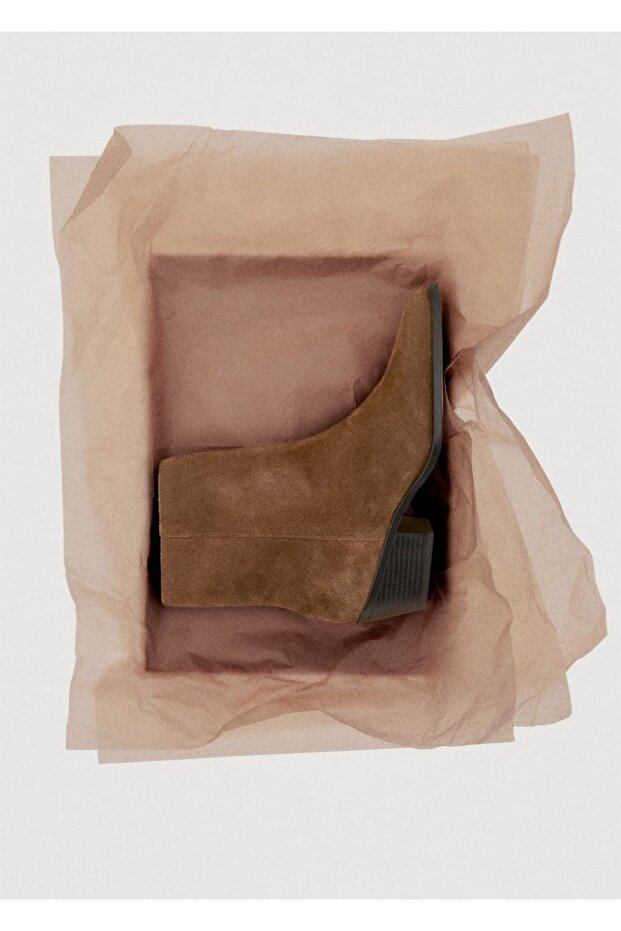 Topuklu süet yarım bot - 7