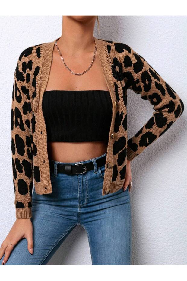 Leopard Patterned Cardigan - 3