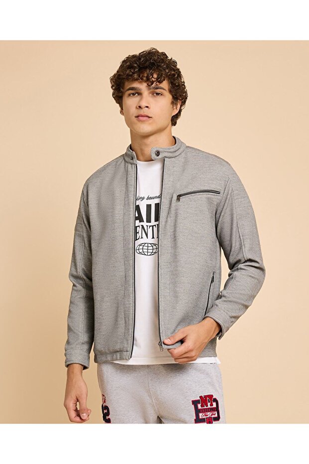Textured Knit Jacket With Zipper Closure