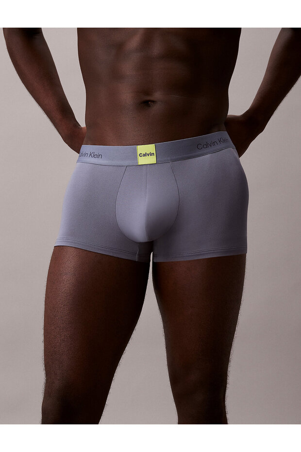 Trunks - Icon Logo Graphic - 2