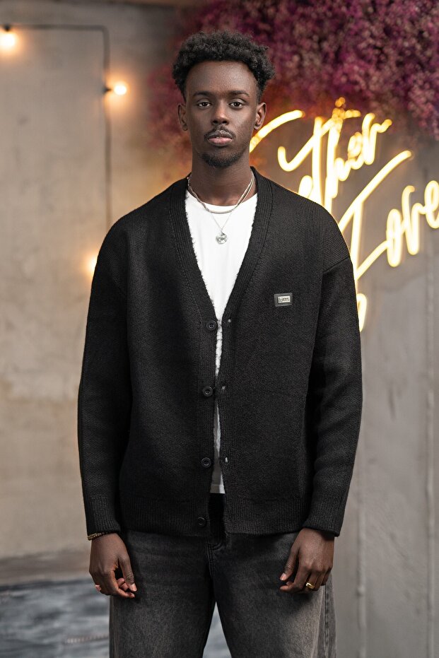 Oversized V-Neck Button Closure Casual Model Cardigan