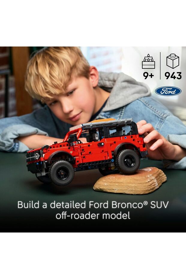 Technic Ford Bronco SUV (42213) - 4
