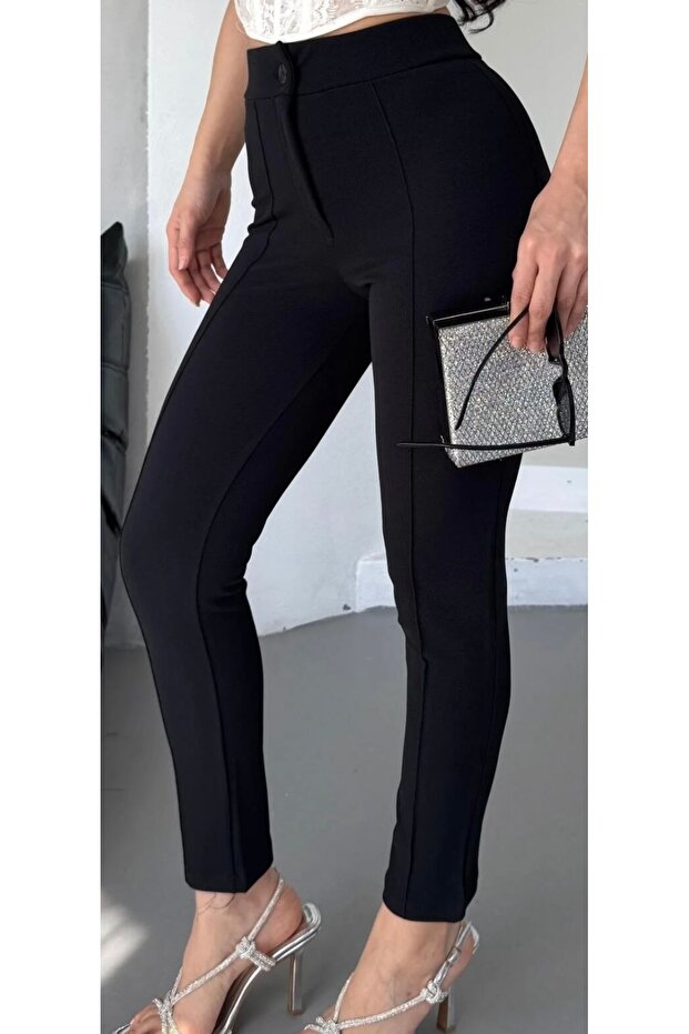 Women's Tapered Leg Front and Back Printed Tapered Leg Crepe Pants