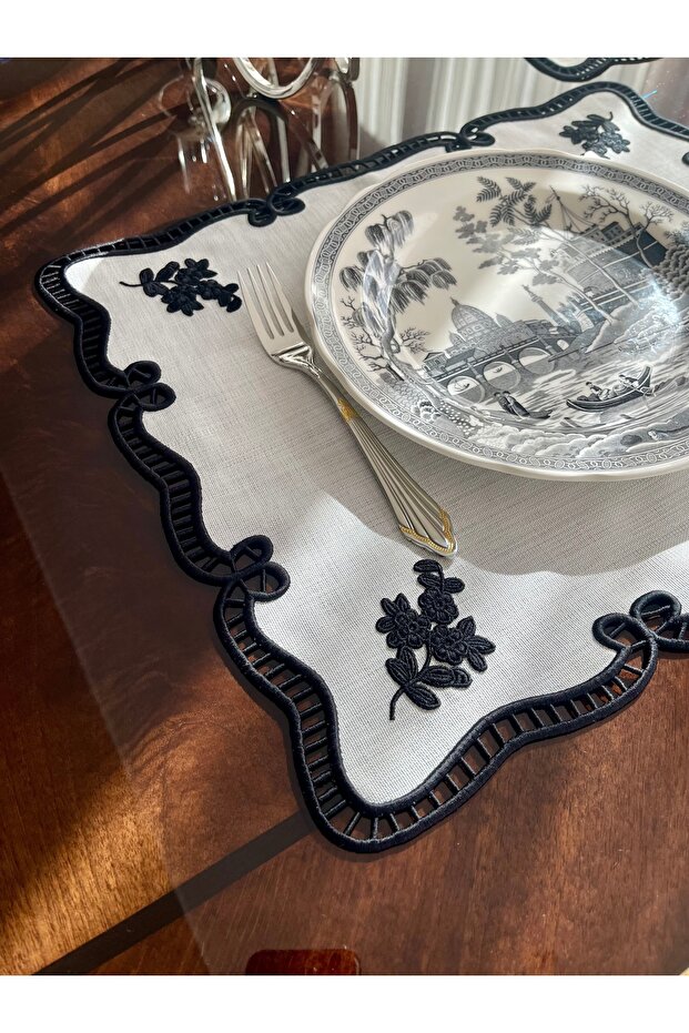 Antique Delikişi American Service. Evalı Model (1 Piece) Black Embroidered