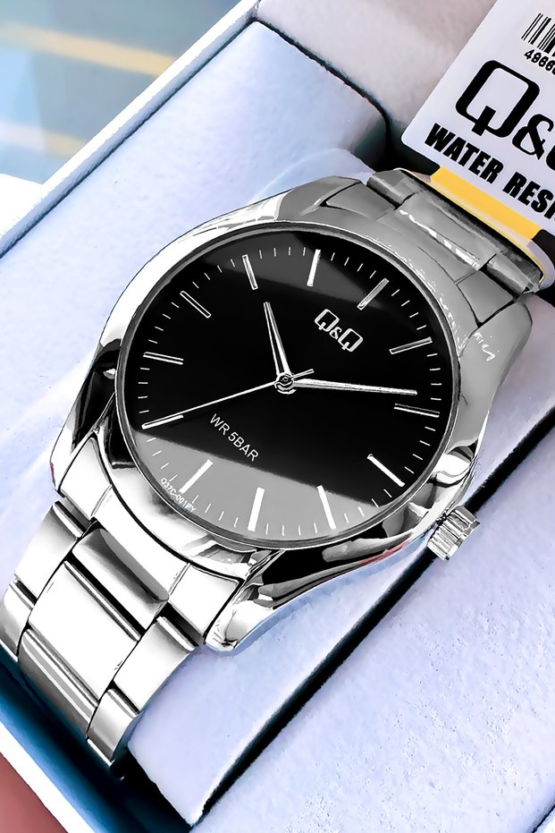 Original Quartz Men's Wristwatch Silver Color Steel Band 5 Atm Water Resistant Qqe2001C14