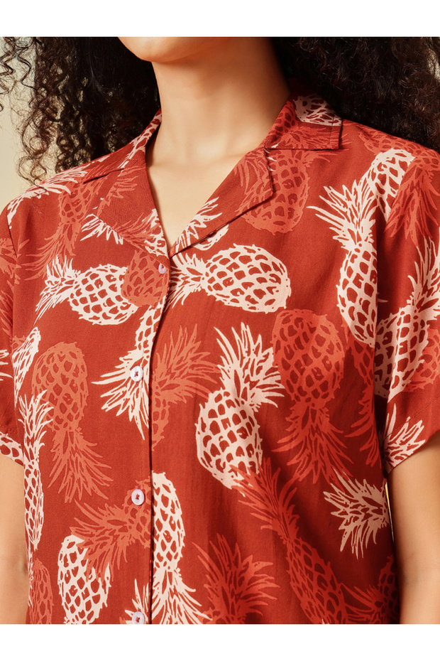 طقم قميص وشورت بأزرار مطبوعة بالفاكهة - 6