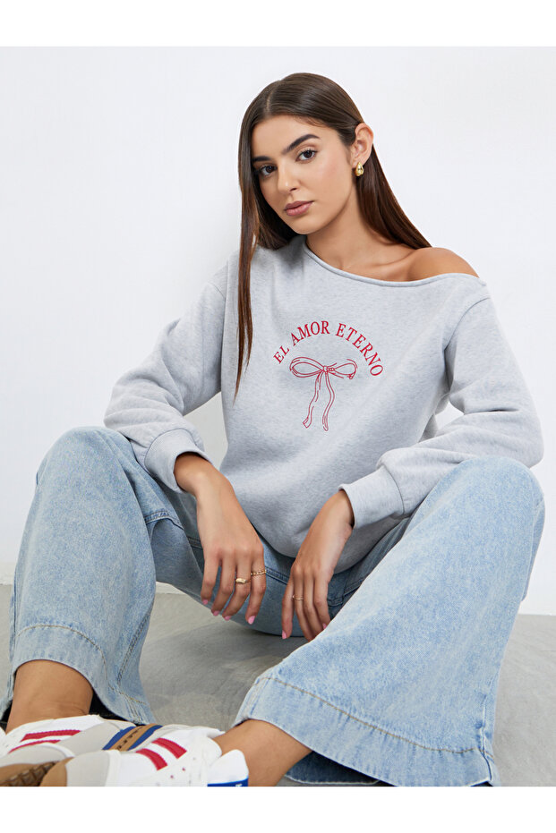 Asymmetric Neck Graphic Print Sweatshirt