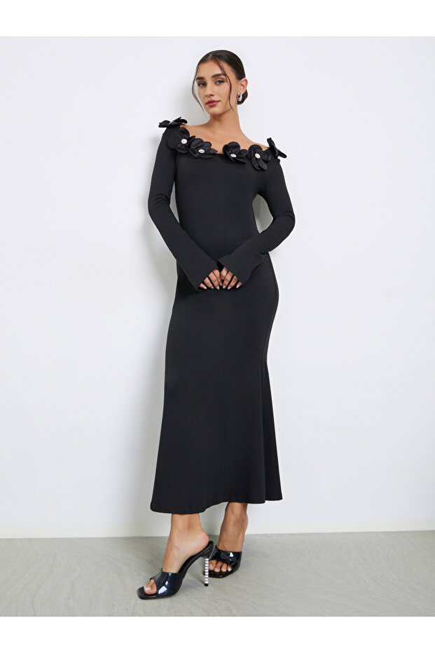 Black Embellished Floral Pearl Midi Bodycon Dress