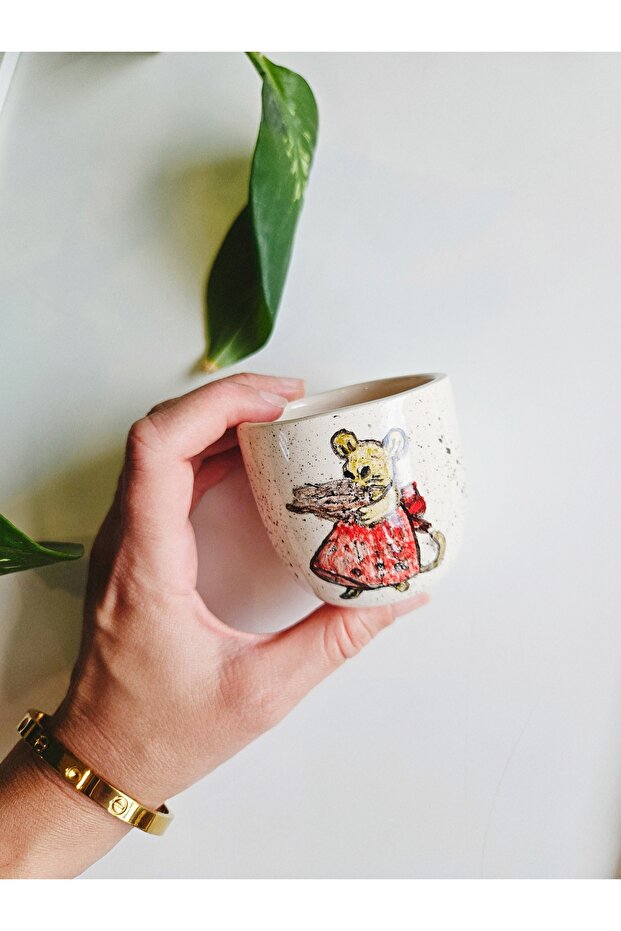 Mouse Patterned Cup with Handmade Cake - 3