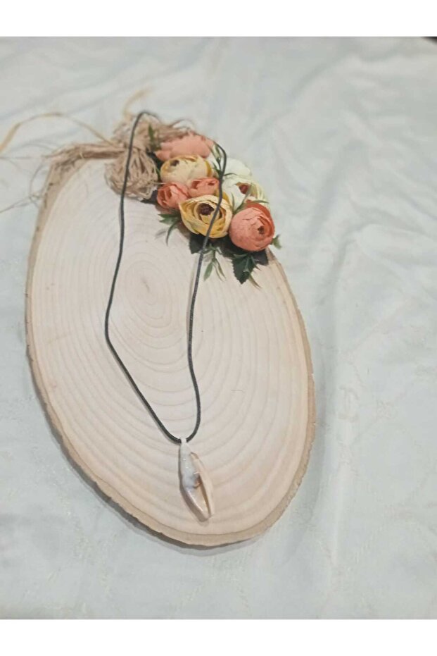 Long Leather Cord with Sea Shell Pendant Necklace