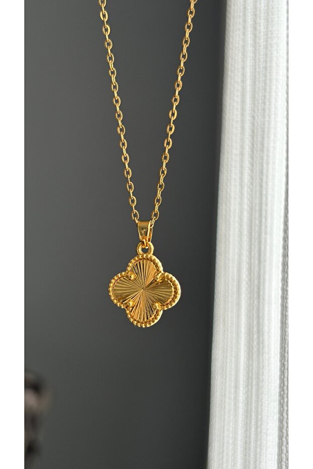 Gold yonca kolye - 2