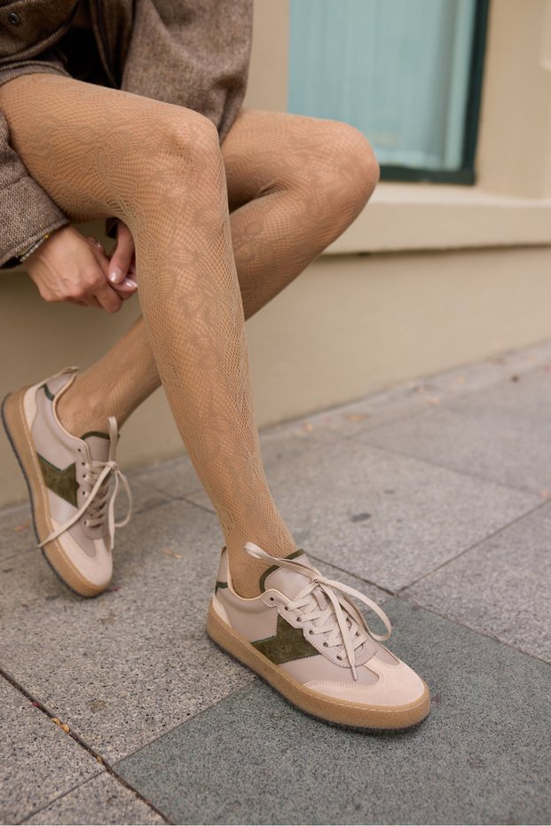 Cori̇a Women's Beige Green Ga Paneled Leather Lace-Up Sneaker