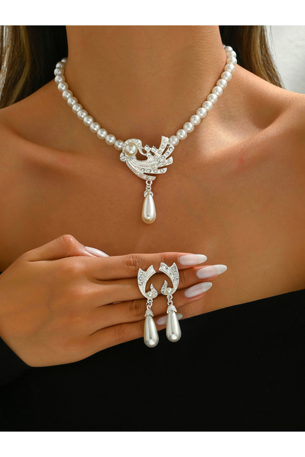 Embellished Faux Pearl Pendant Necklace and Earrings Jewelry Set