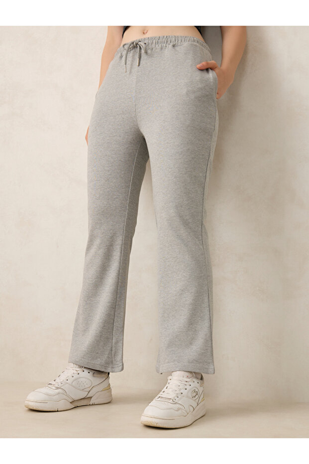 بنطال رياضي رمادي سادة أساسي واسع واسع الأرجل - 5