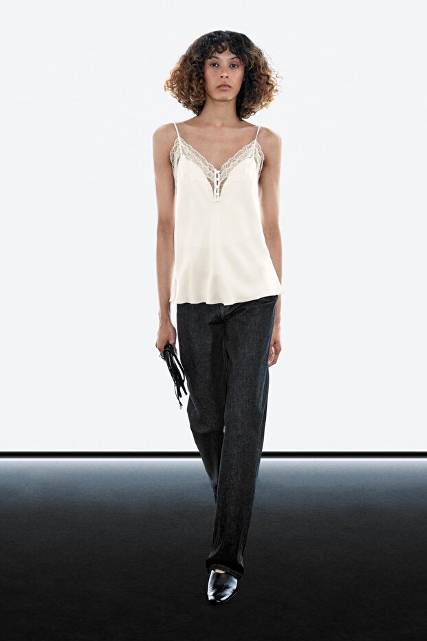 Düğmeli dantel bluz - 3